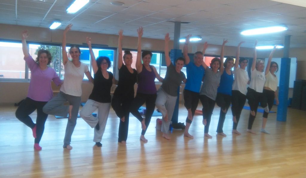 Yoga en el Polideportivo