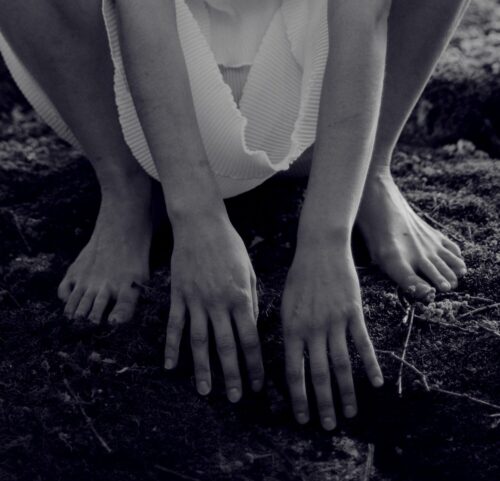 «Con los pies en la piedra» Yoga y Escalada